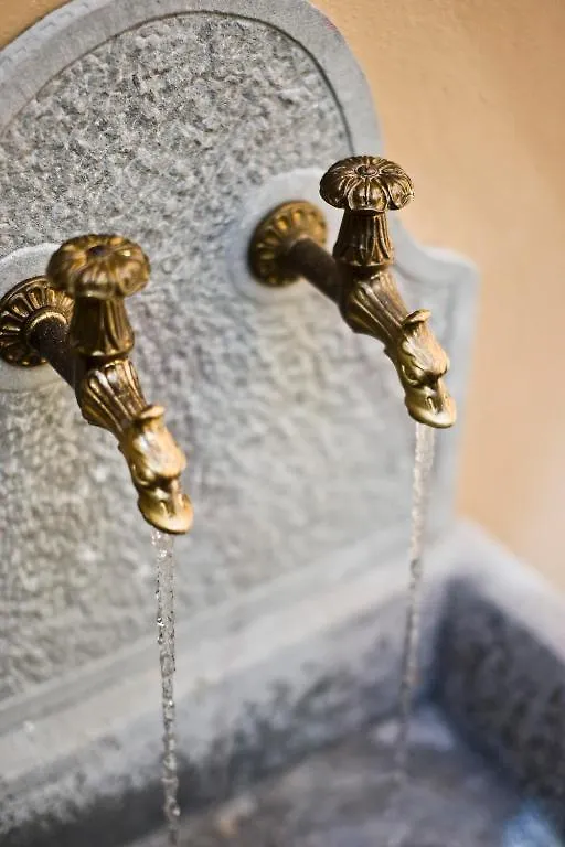 **  Be One - Ricci Collection Hotel Florence Italy